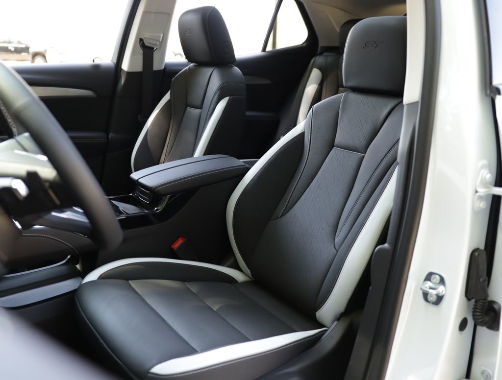 New 2026 Summit White Buick Sport Touring image 25