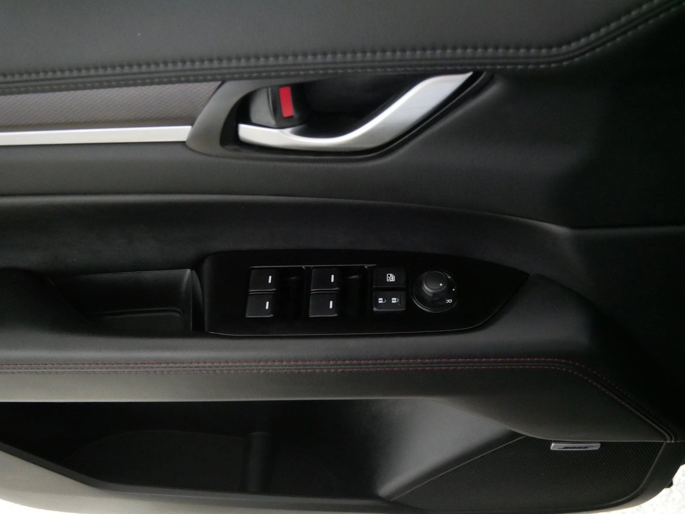 Used 2025 Polymetal Gray Metallic Mazda 2.5 S Carbon Edition image 19