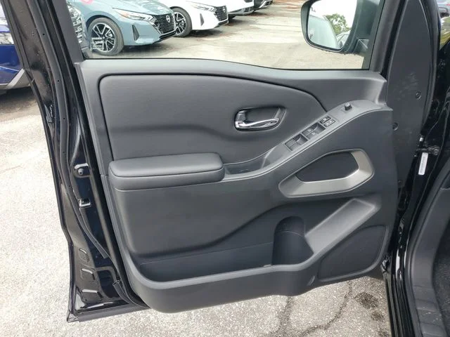 2026 Nissan Frontier SV - Photo 5