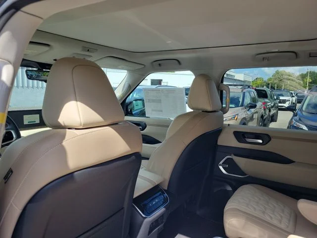 New 2026 Super Black Nissan Platinum Reserve image 11