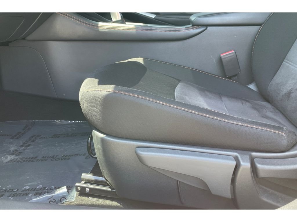 Used 2022 Aspen White TriCoat Pearl Nissan SR image 12