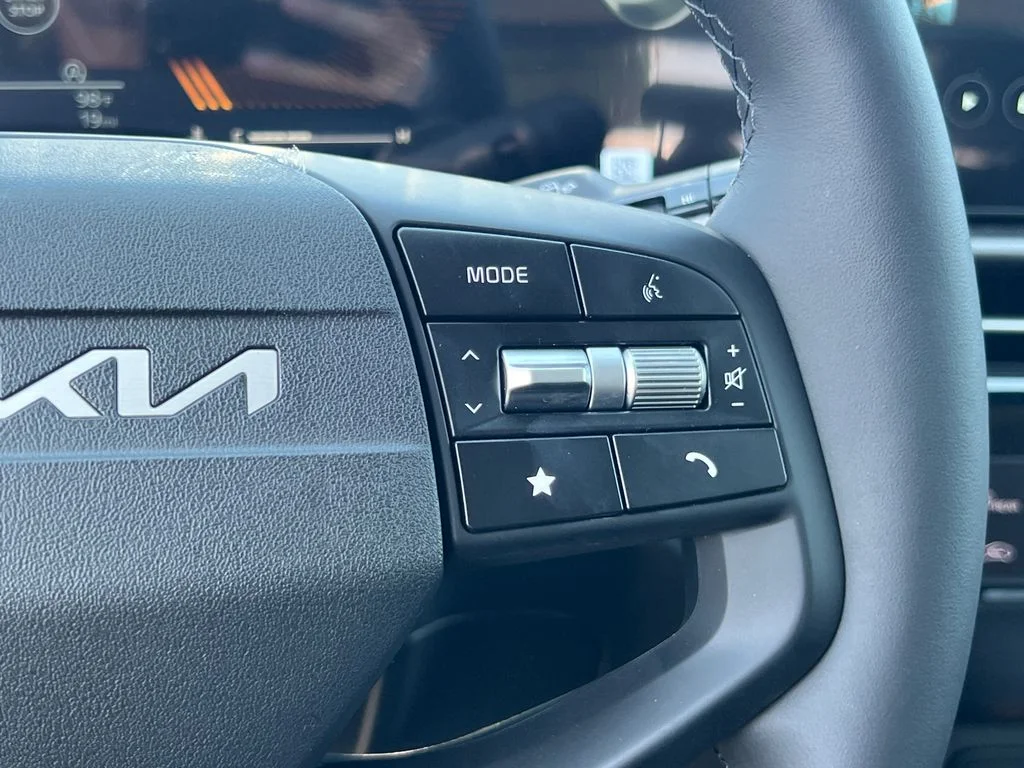 New 2026 Black Kia EX image 20
