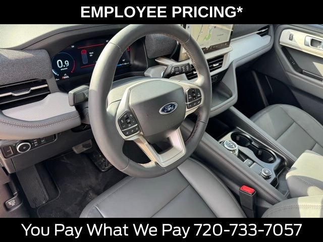 New 2026 Star White Metallic Tri-Coat Ford Active image 14