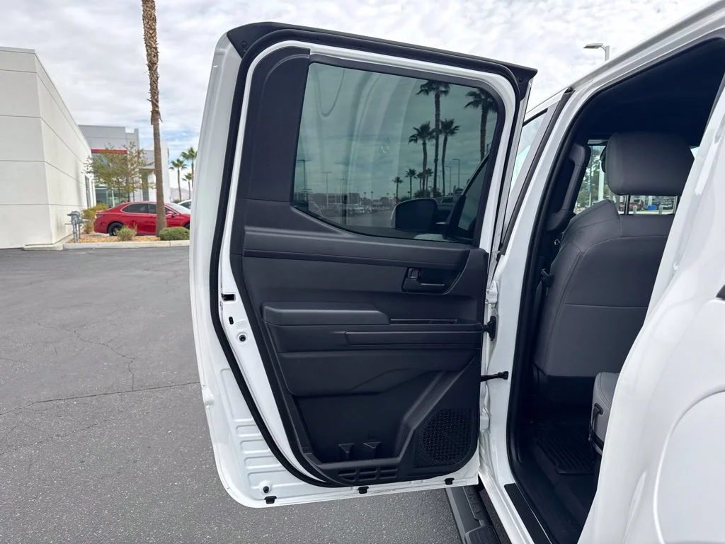 Used 2025 White Toyota SR5 image 16