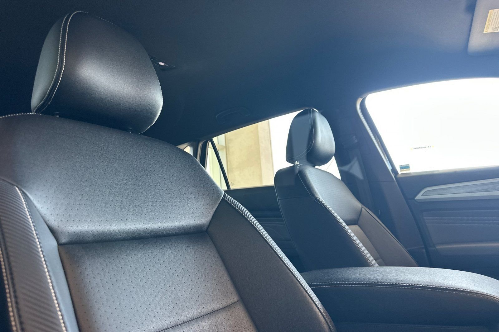 2022 Volkswagen Atlas Cross Sport SE w/Tech - Photo 17
