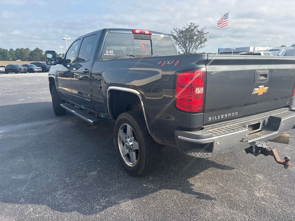 Used 2018 Gray Chevrolet LT image 6
