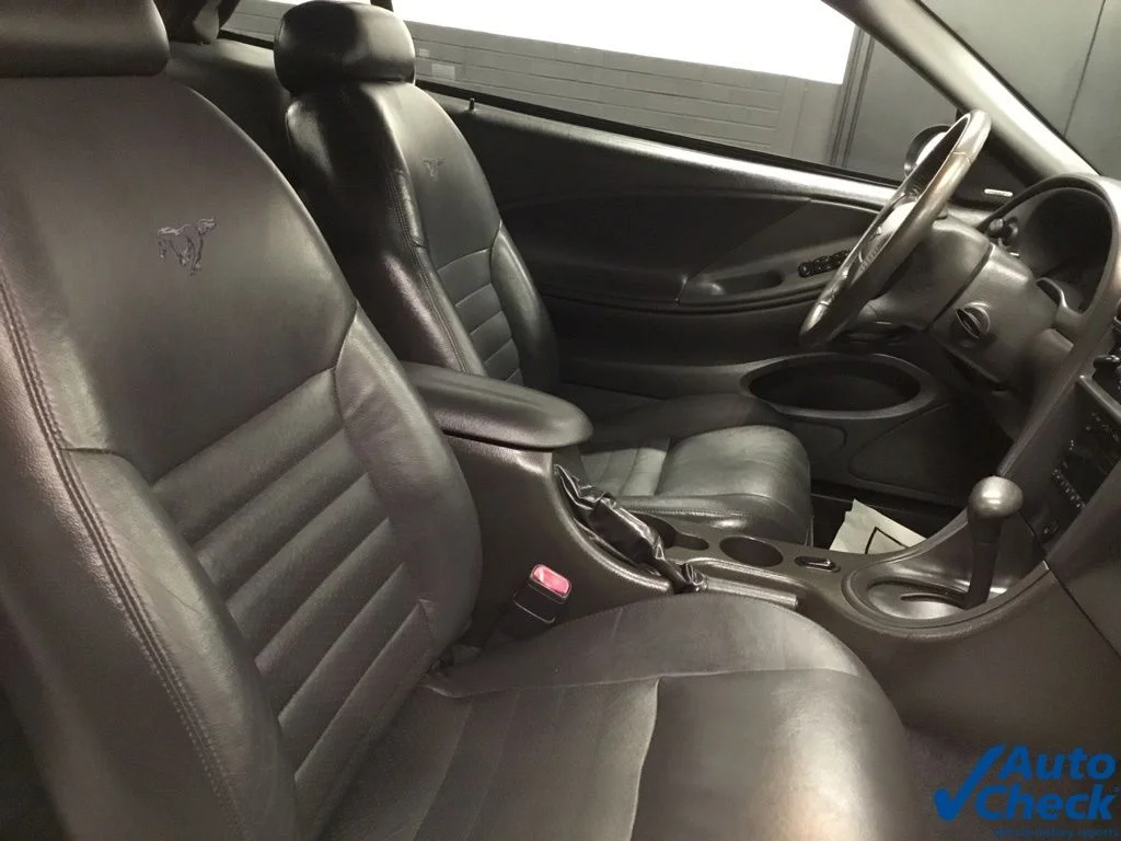 Used 2003 White Ford GT image 36