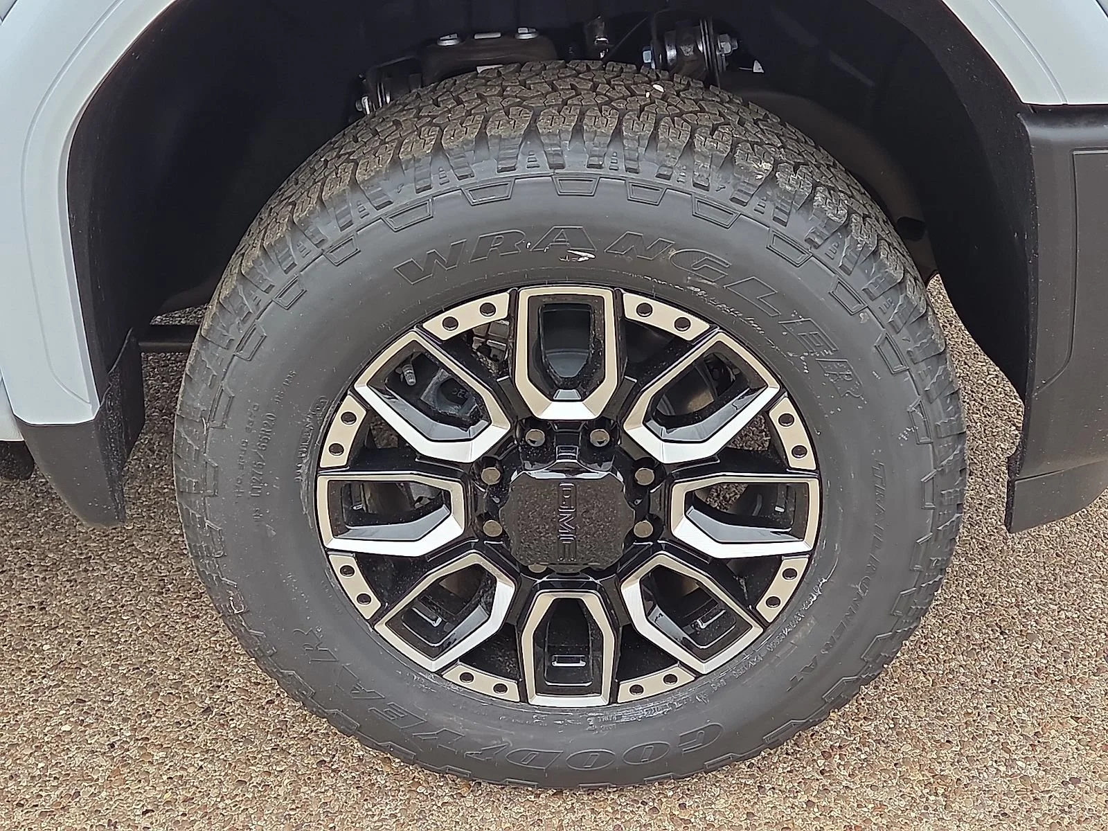 2026 GMC Sierra 2500HD Denali Ultimate - Photo 7