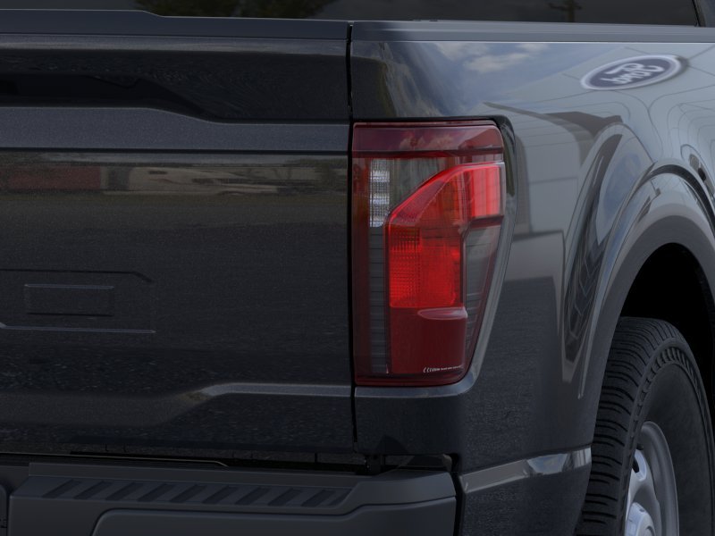 New 2026 Agate Black Metallic Ford XL image 21