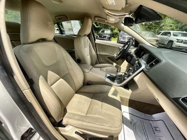 Certified Used 2013 White Volvo T5 image 25