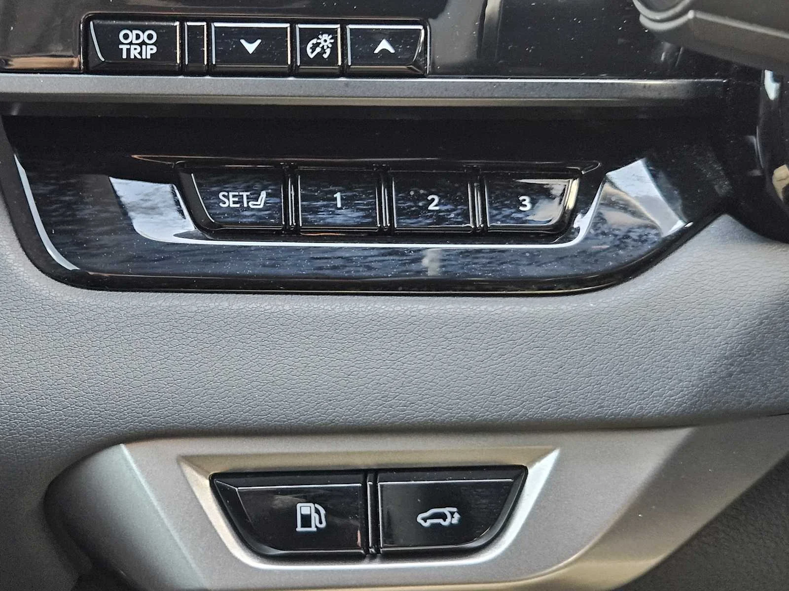 Certified Used 2025 Cloudburst Gray Lexus Premium Plus image 17
