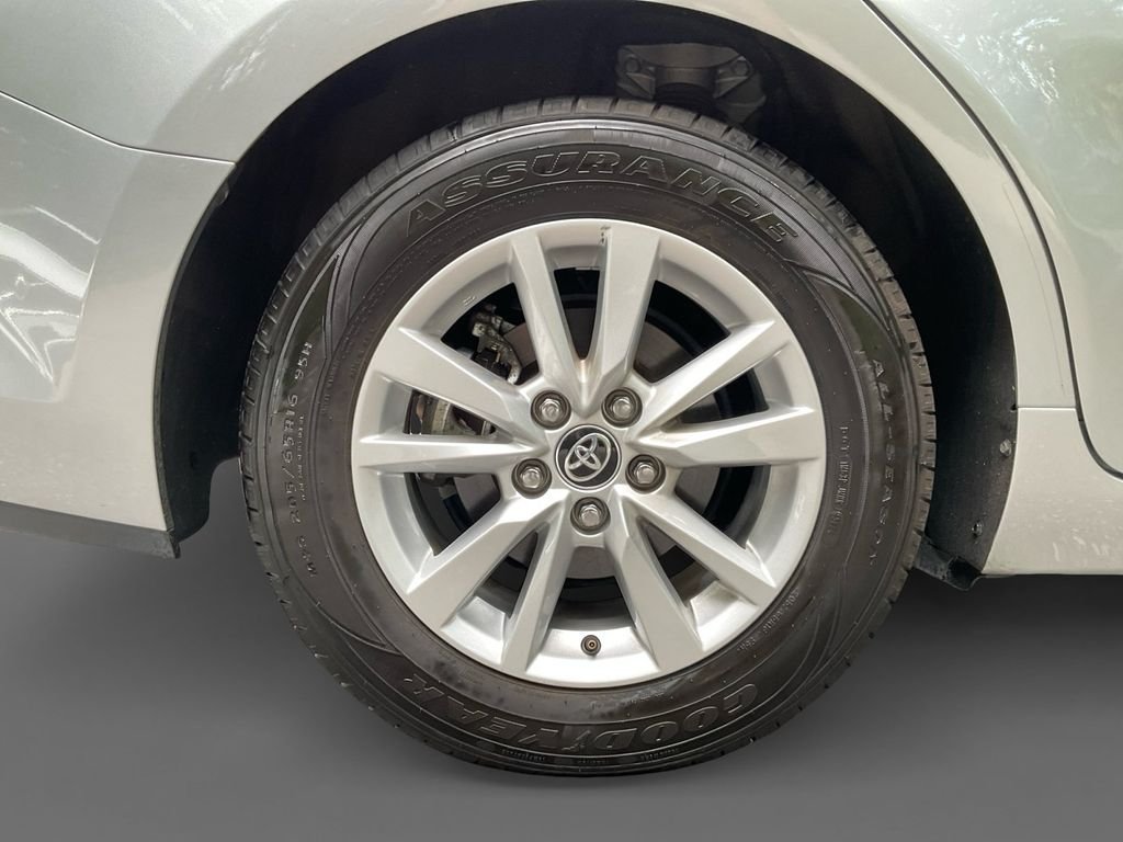 Used 2025 Silver Toyota LE image 10