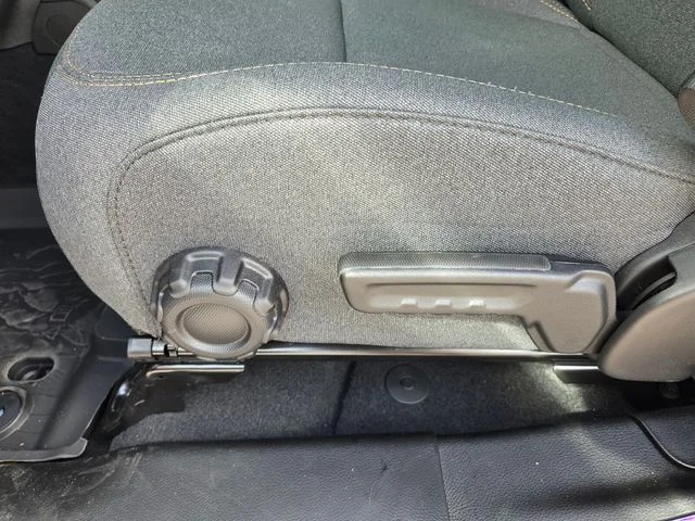 New 2026 Reign Exterior Paint Jeep Sport image 6