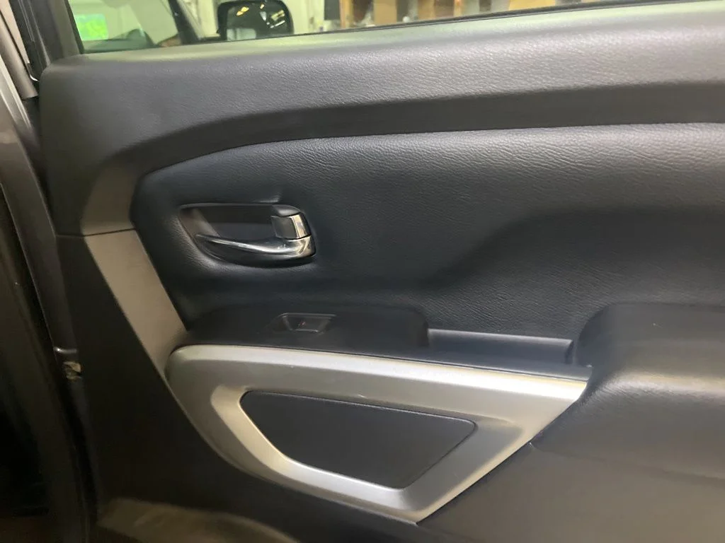 Used 2017 Gray Nissan SV image 34