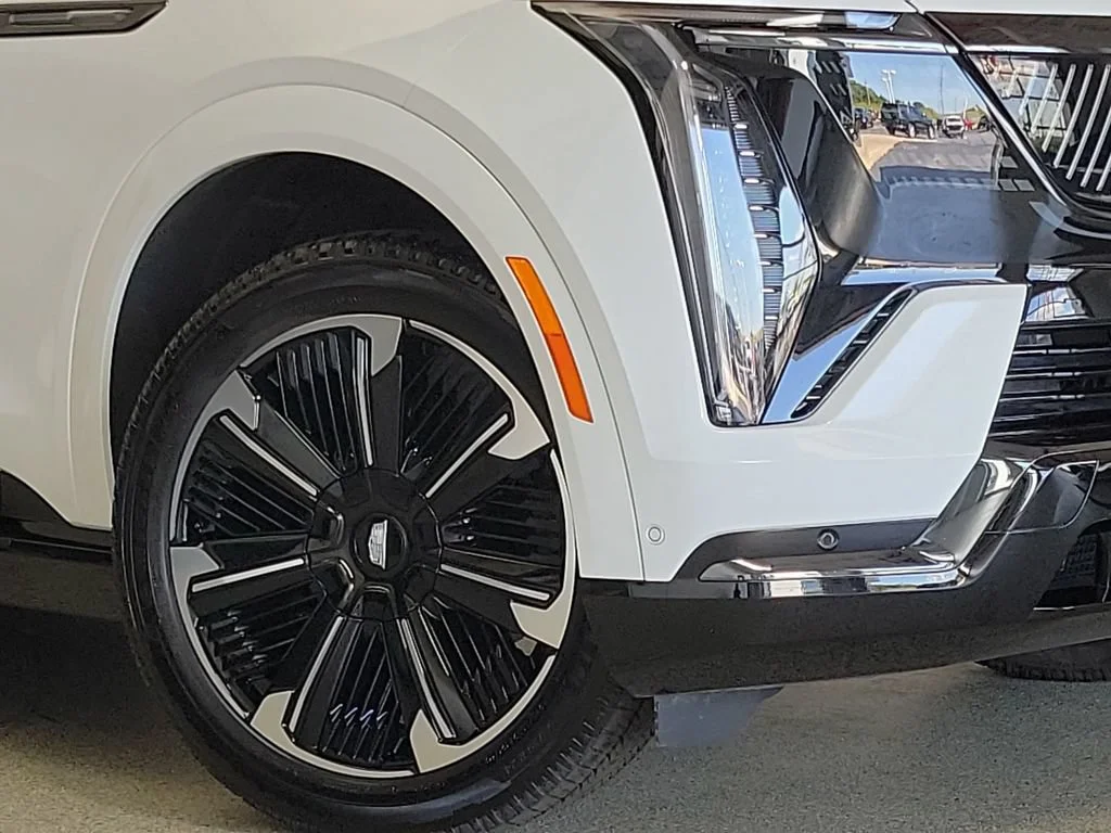 Used 2025 Cadillac Escalade IQ Sport 2 with VIN 1GYTEFKL0SU102297 for sale in Sandwich, IL