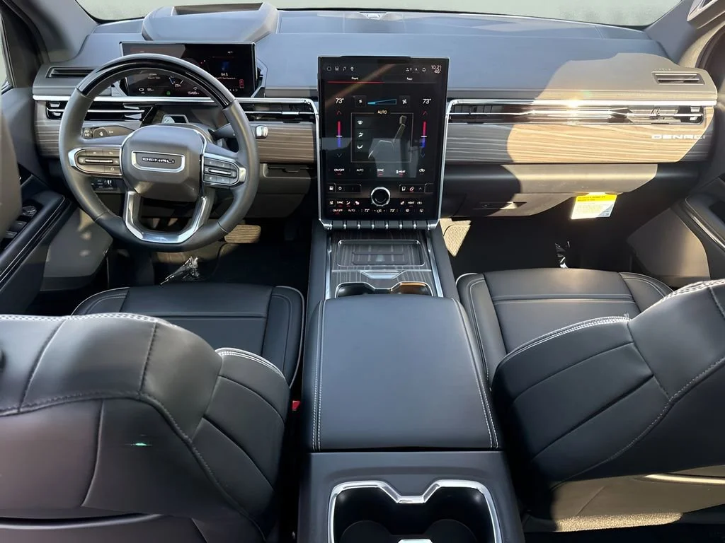 Used 2025 Onyx Black GMC Extended Range Denali image 15