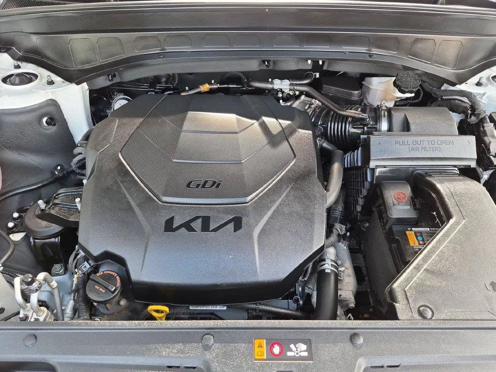 Used 2023 White Kia SX-Prestige X-Line image 35