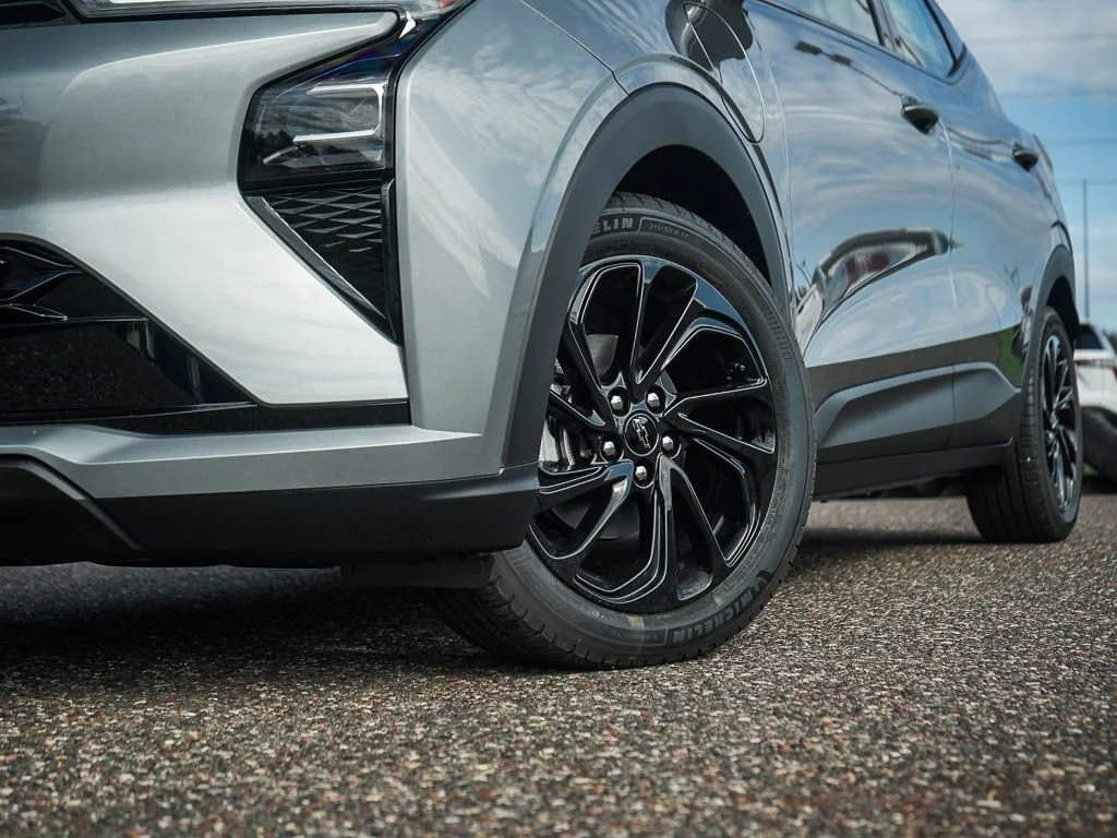 New 2027 Sterling Grey Metallic Chevrolet RS image 5