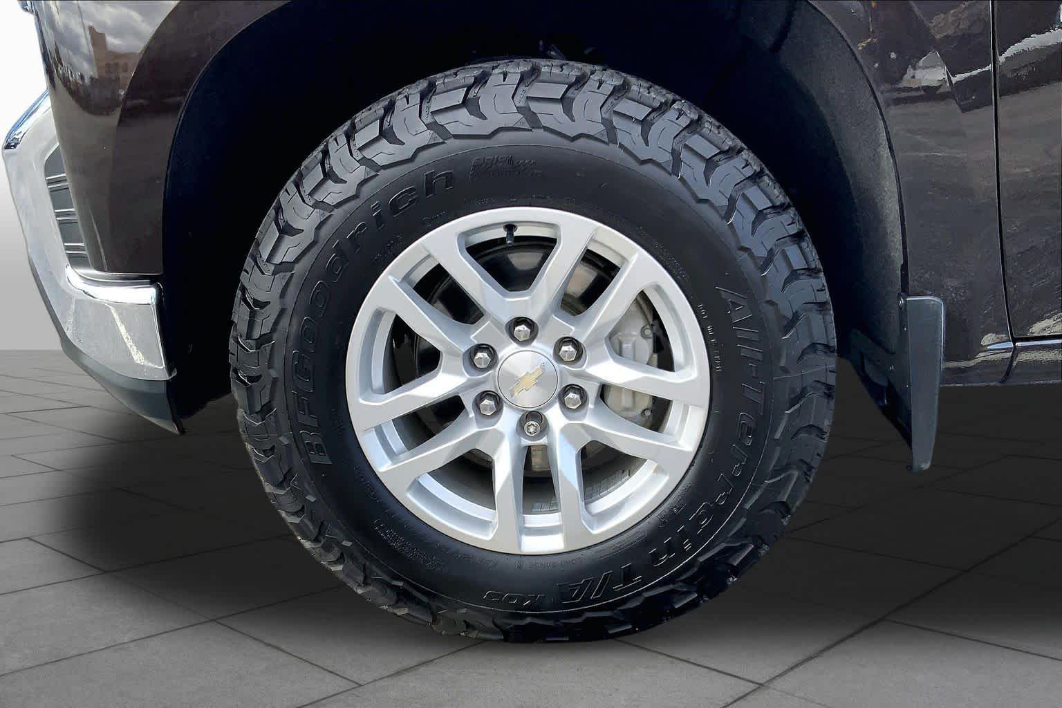 Used 2019 Havana Brown Metallic Chevrolet LT image 11