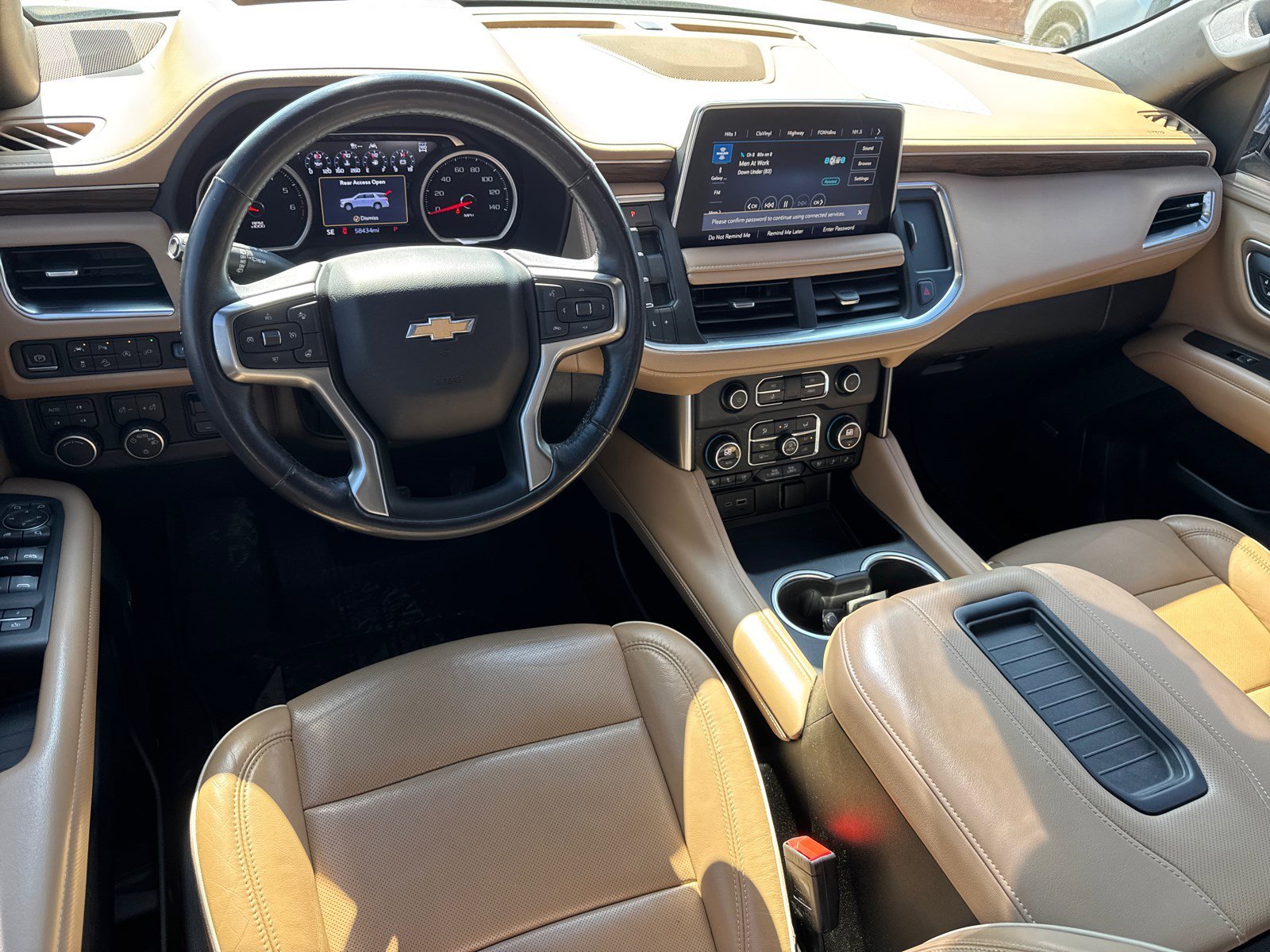 Used 2021 Iridescent Pearl Tricoat Chevrolet Premier image 24
