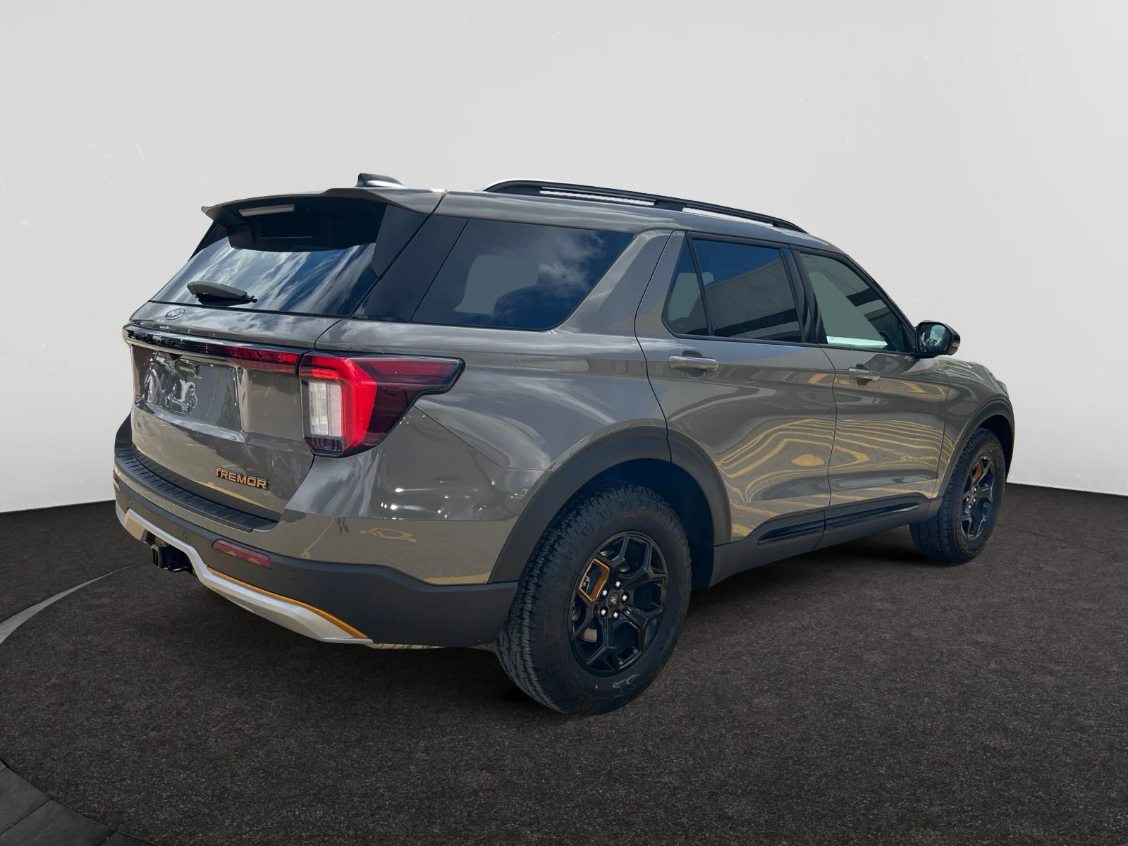 New 2026 Marsh Grey Ford Tremor image 5