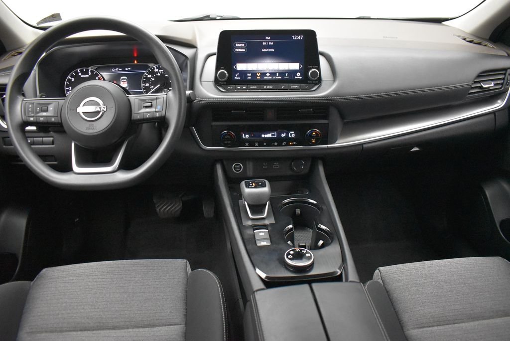 Used 2023 Gray Nissan SV image 25