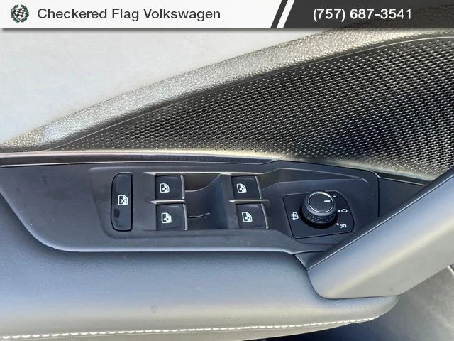 New 2026 White Volkswagen 2.0T SE image 19