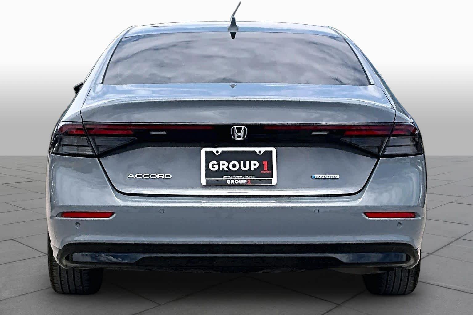 Used 2024 Urban Gray Pearl Honda EX-L image 5