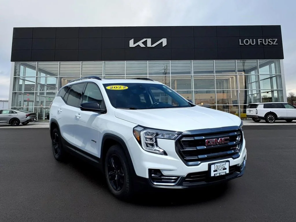 2022 GMC Terrain AT4 AWD's photo