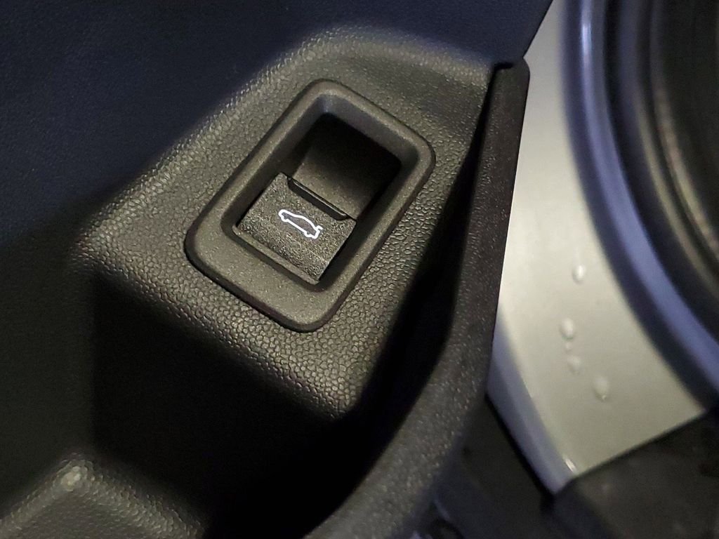 2025 MINI Hardtop 2 Door S - Photo 11