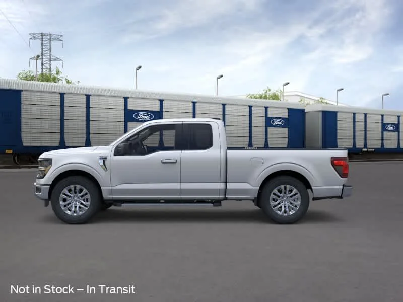 New 2026 Iconic Silver Metallic Ford XLT image 3