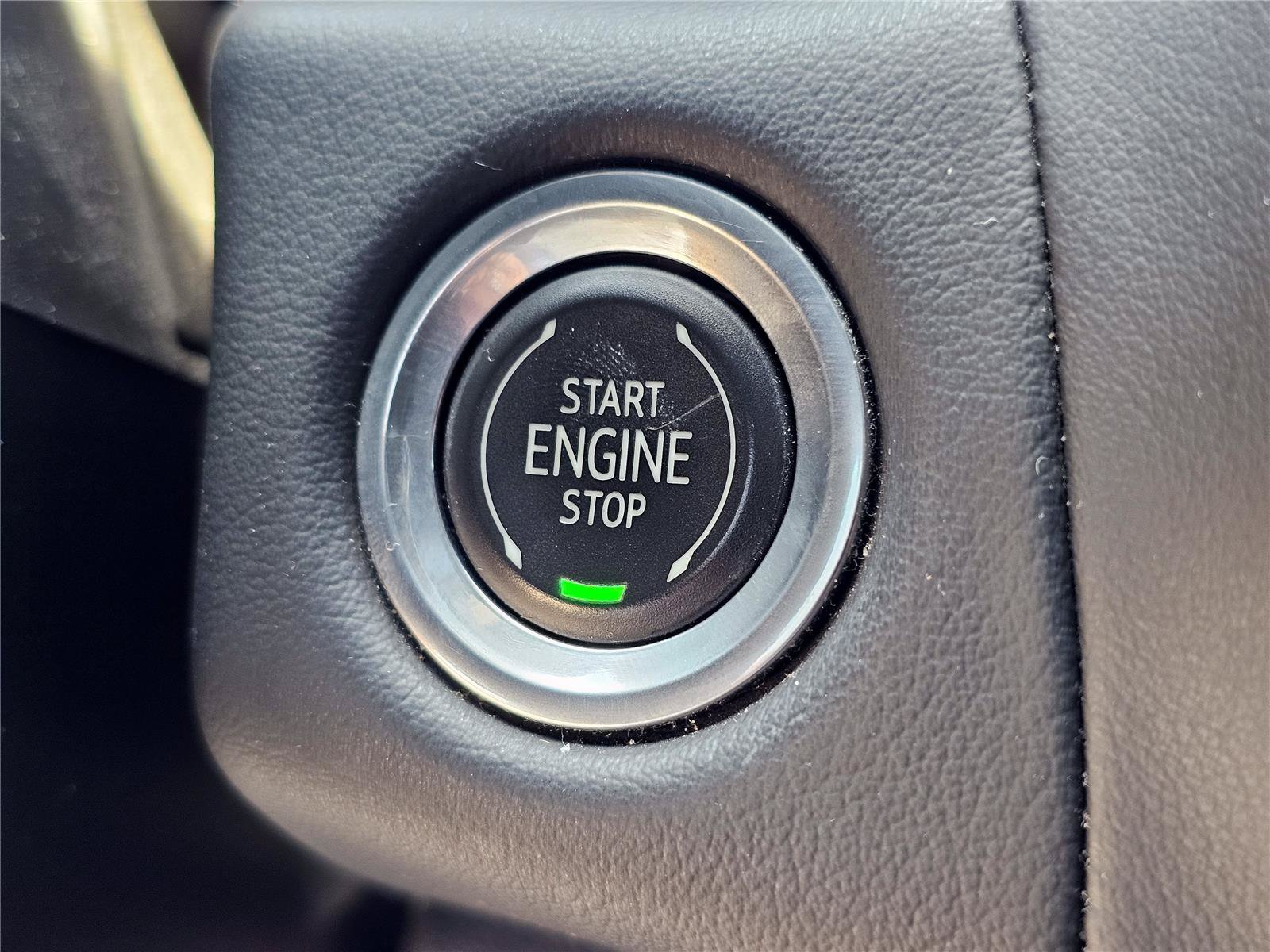 Used 2021 Shadow Gray Metallic Chevrolet Premier image 25