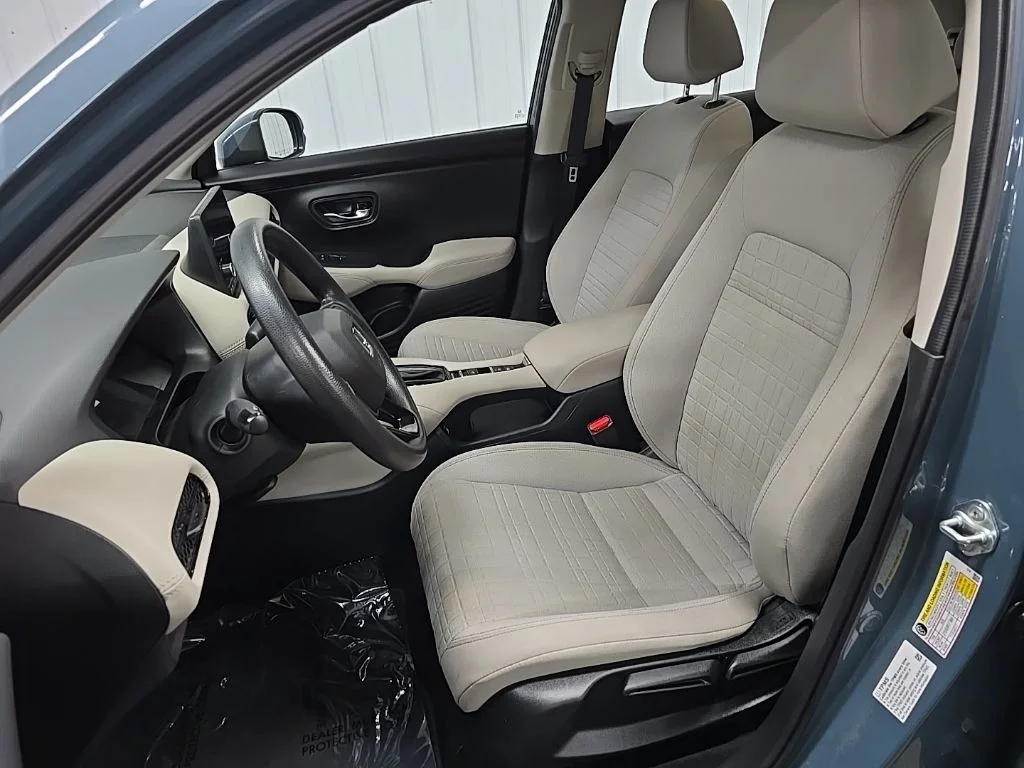 Used 2023 Gold Honda LX image 29