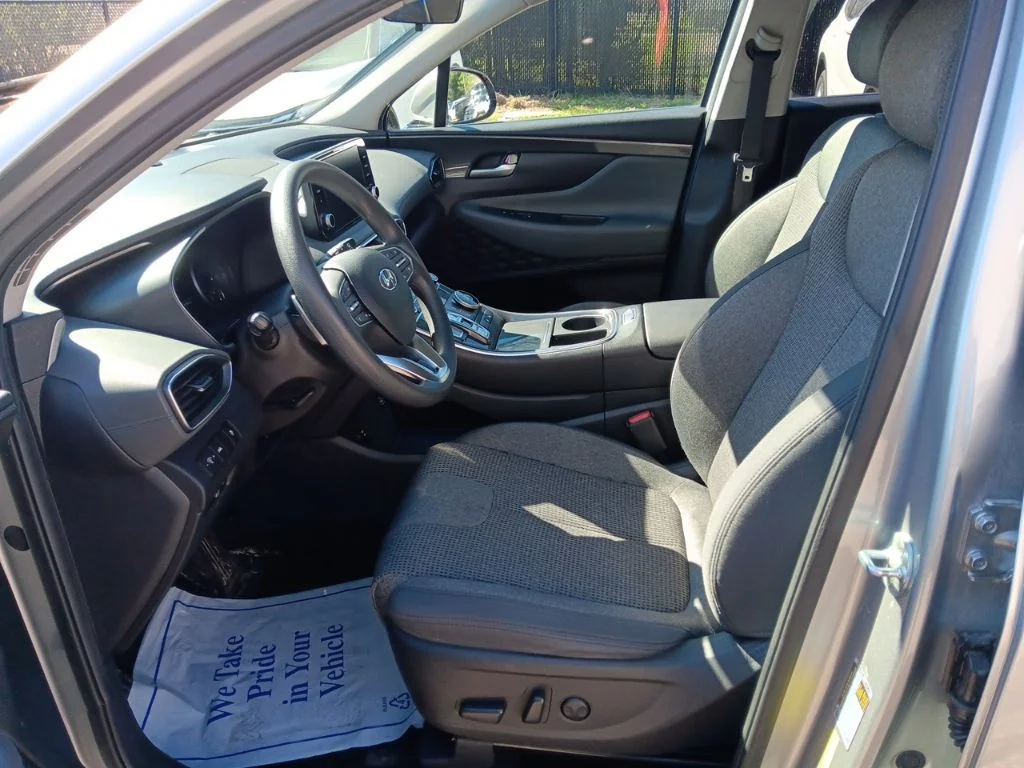 Used 2022 Shimmering Silver Hyundai SEL image 12