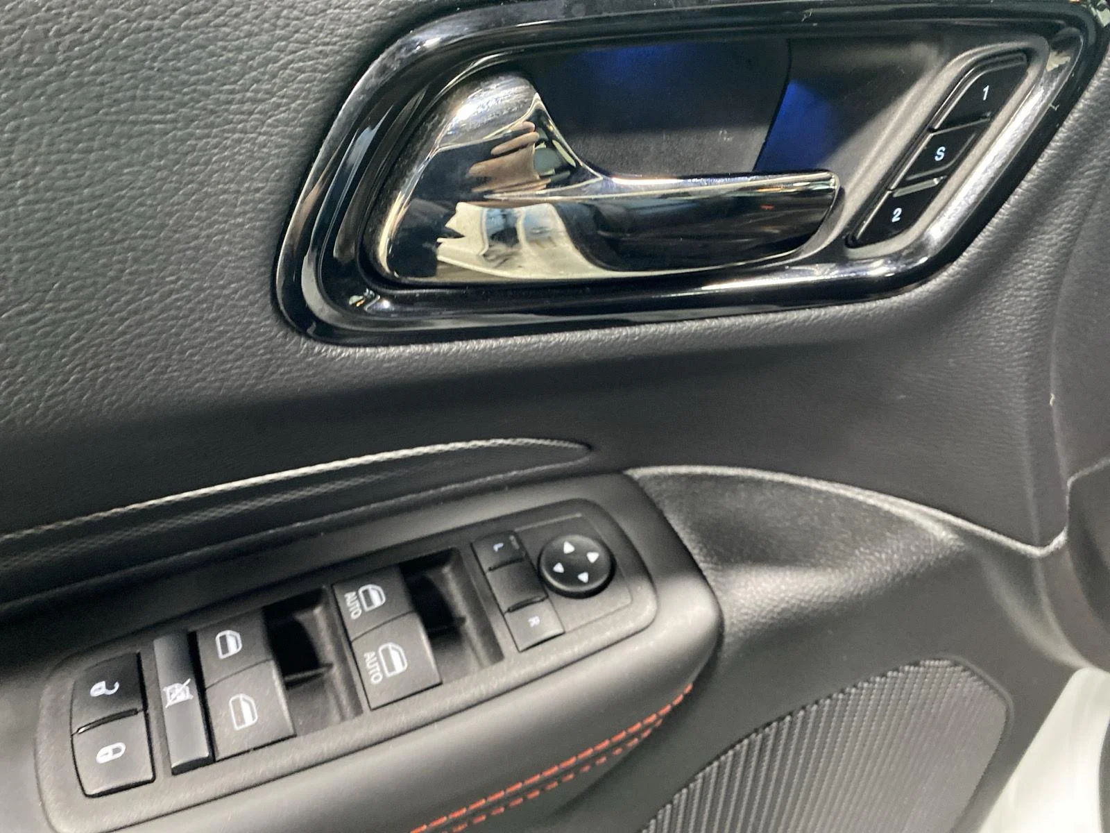 Used 2025 White Knuckle Dodge R/T image 18