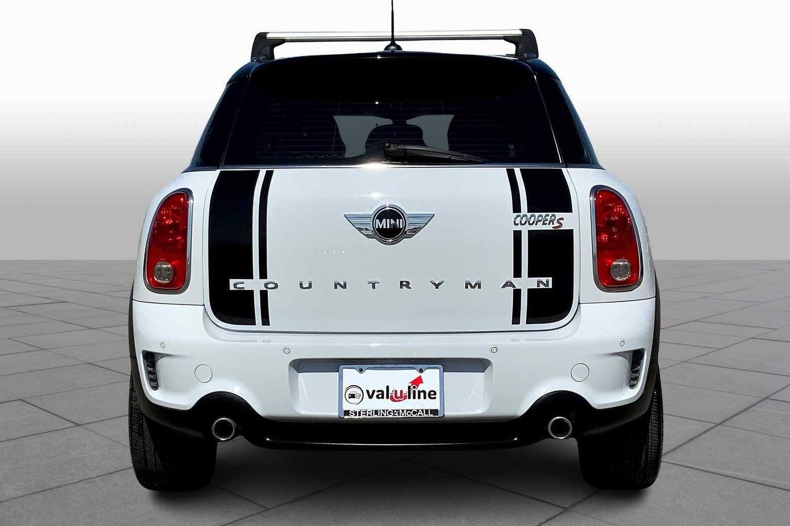 Used 2016 Light White MINI S image 5