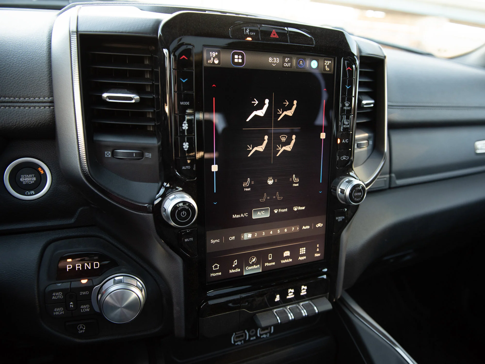 New 2026 Black RAM Sport* image 15