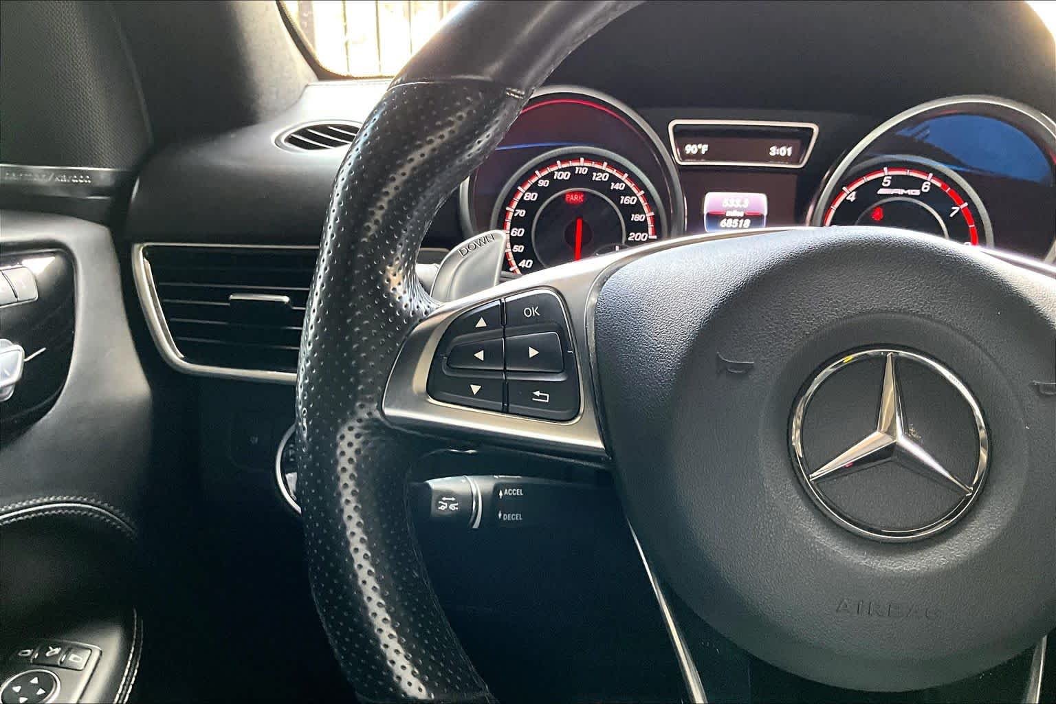 Used 2016 designo Diamond White Metallic Mercedes-Benz AMG® GLE 63 S-Model image 23