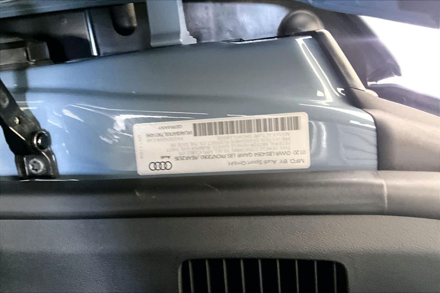 Used 2020 Kemora Gray Metallic Audi V10 performance image 30