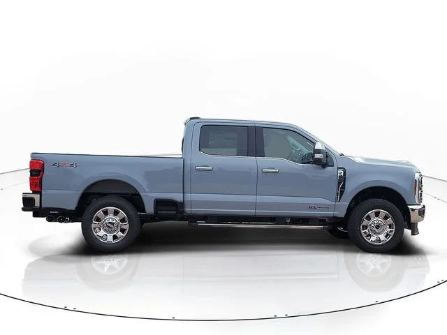 New 2026 Gray Metallic Ford Lariat image 4