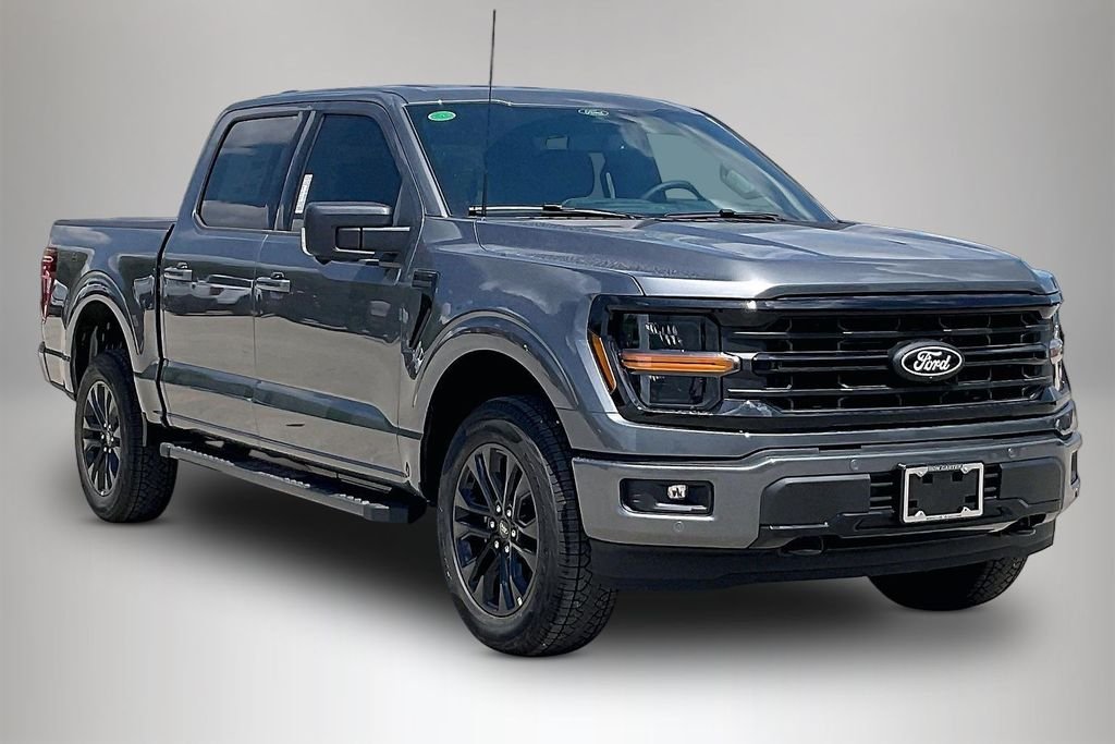 New 2026 Ford F-150 XLT 4D SuperCrew
