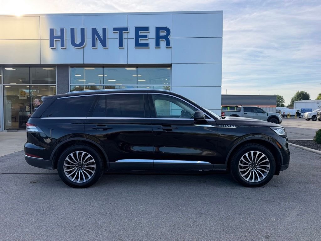 Used 2020 Black Metallic Lincoln Reserve image 35