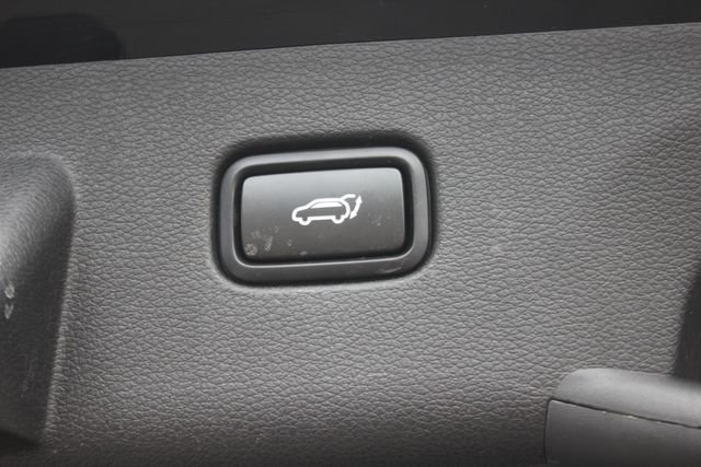 Used 2023 Black Kia X-Pro image 29