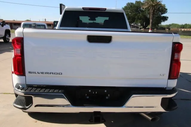 2026 Chevrolet Silverado 3500 HD LT - Photo 8