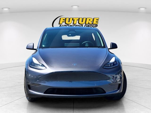 Used 2023  Tesla Performance image 2