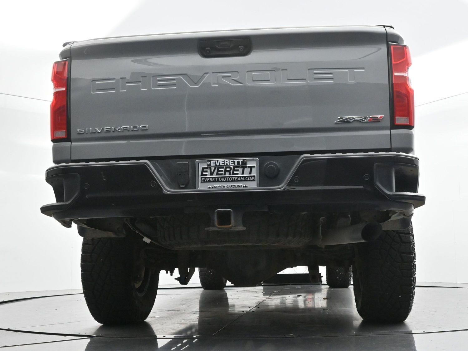 Used 2025 Slate Gray Metallic Chevrolet ZR2 image 44