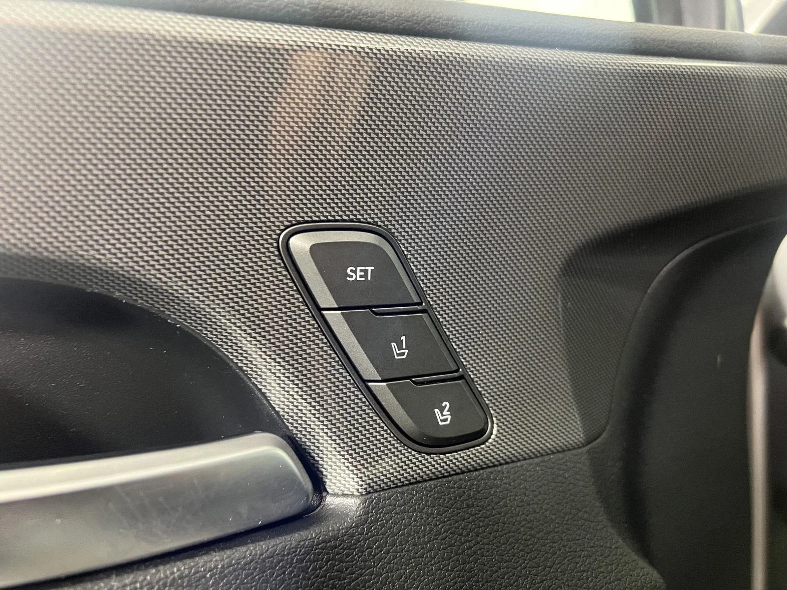 Used 2022 Portofino Gray Hyundai Limited image 18