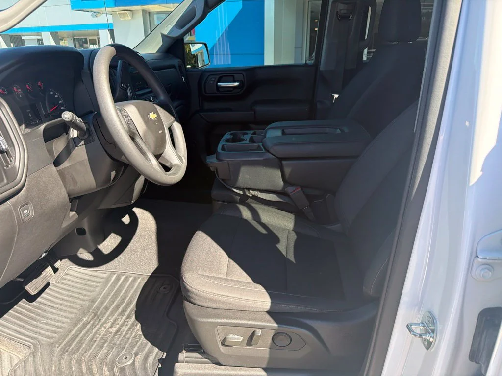 Used 2022 SUMMIT WHITE Chevrolet Custom image 29