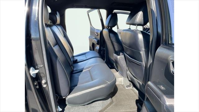 Certified Used 2023 BLACK Toyota  image 16
