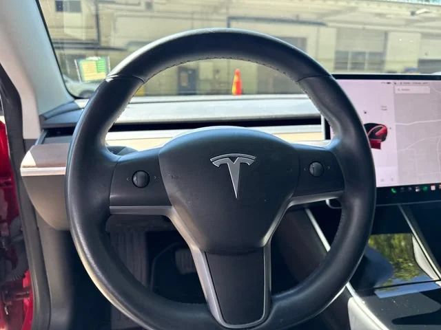 Used 2018 Red Metallic Tesla Long Range image 18